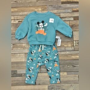 NWT Old Navy x Disney Mickey Mouse Halloween outfit size 6-12 months